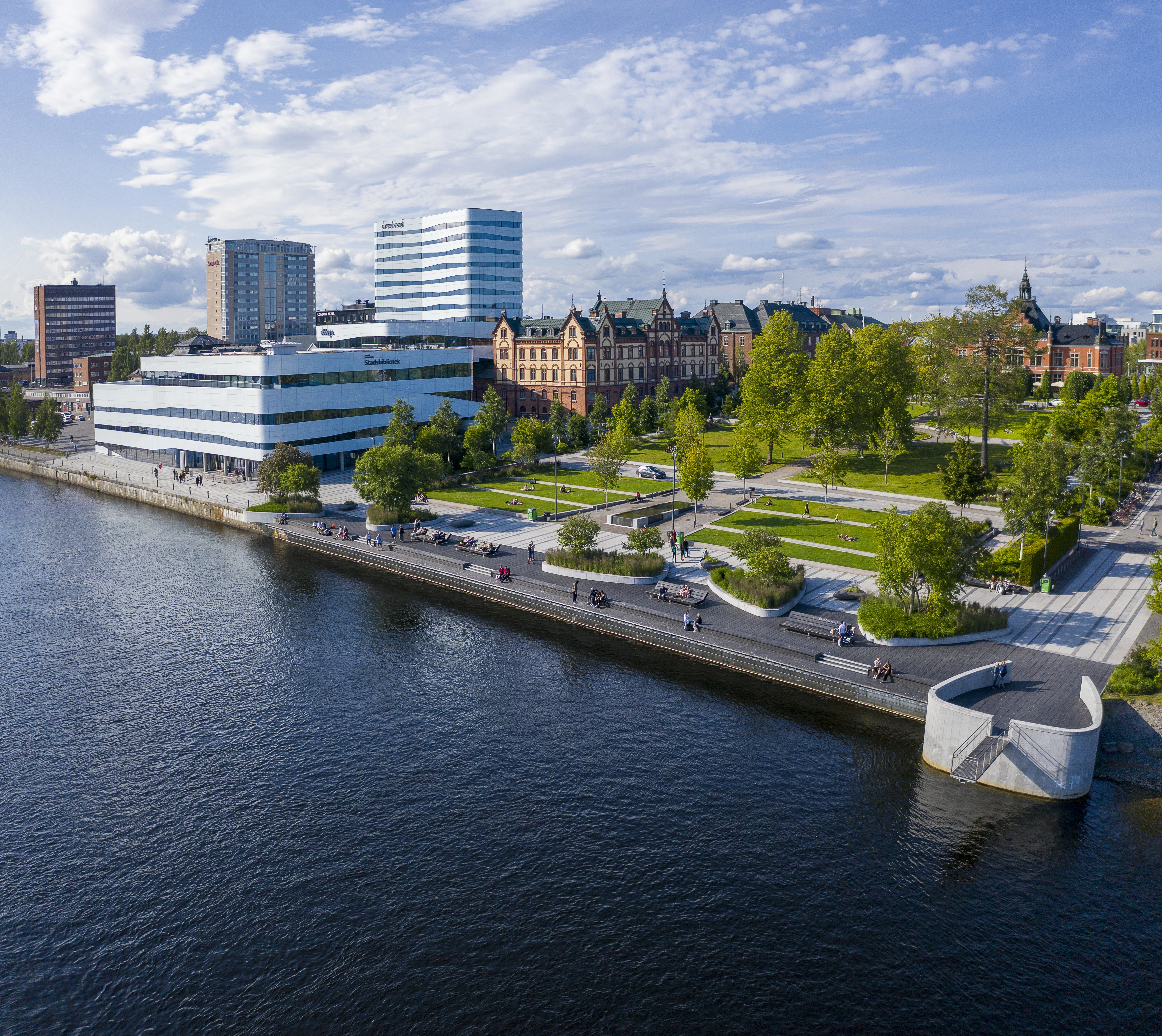 Modern Accounting Background